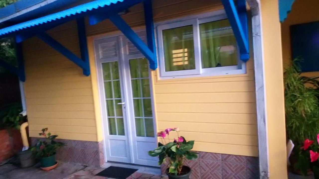 La Cabane De Josephine Le Lamentin Exteriör bild