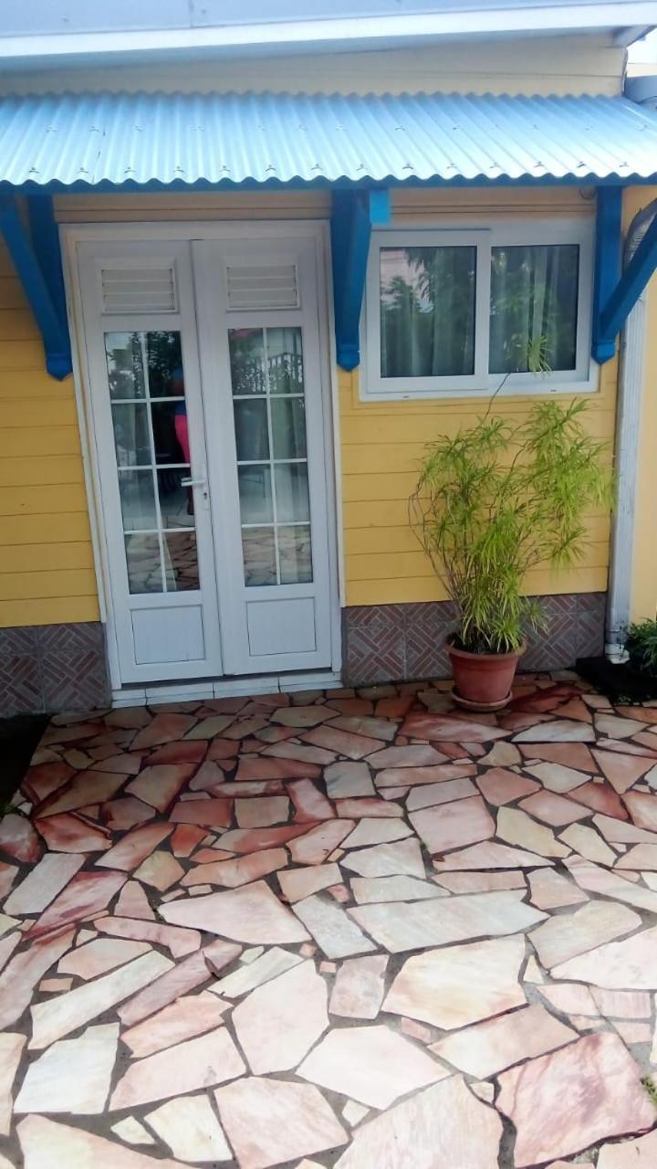 La Cabane De Josephine Le Lamentin Exteriör bild